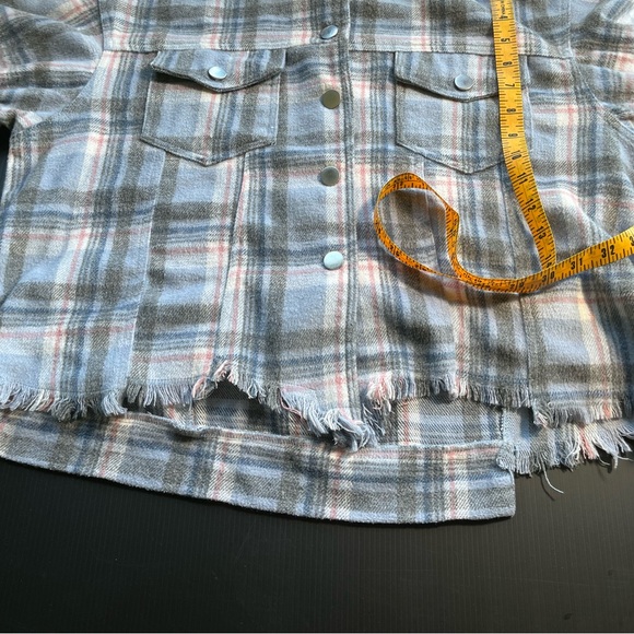 ALTARD STATE CROPPED ROUGH EDGE FLANNEL SIZE MEDIUM - Picture 9 of 9